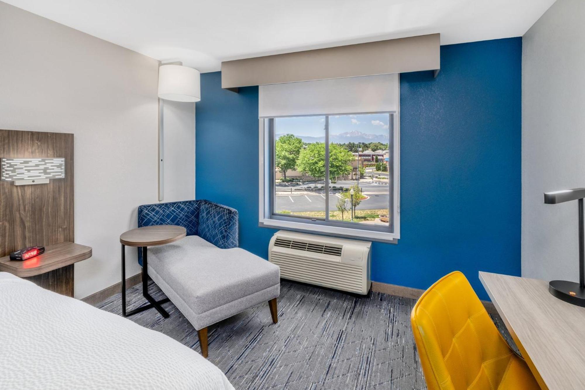 Holiday Inn Express - Colorado Springs - First & Main By Ihg Ngoại thất bức ảnh