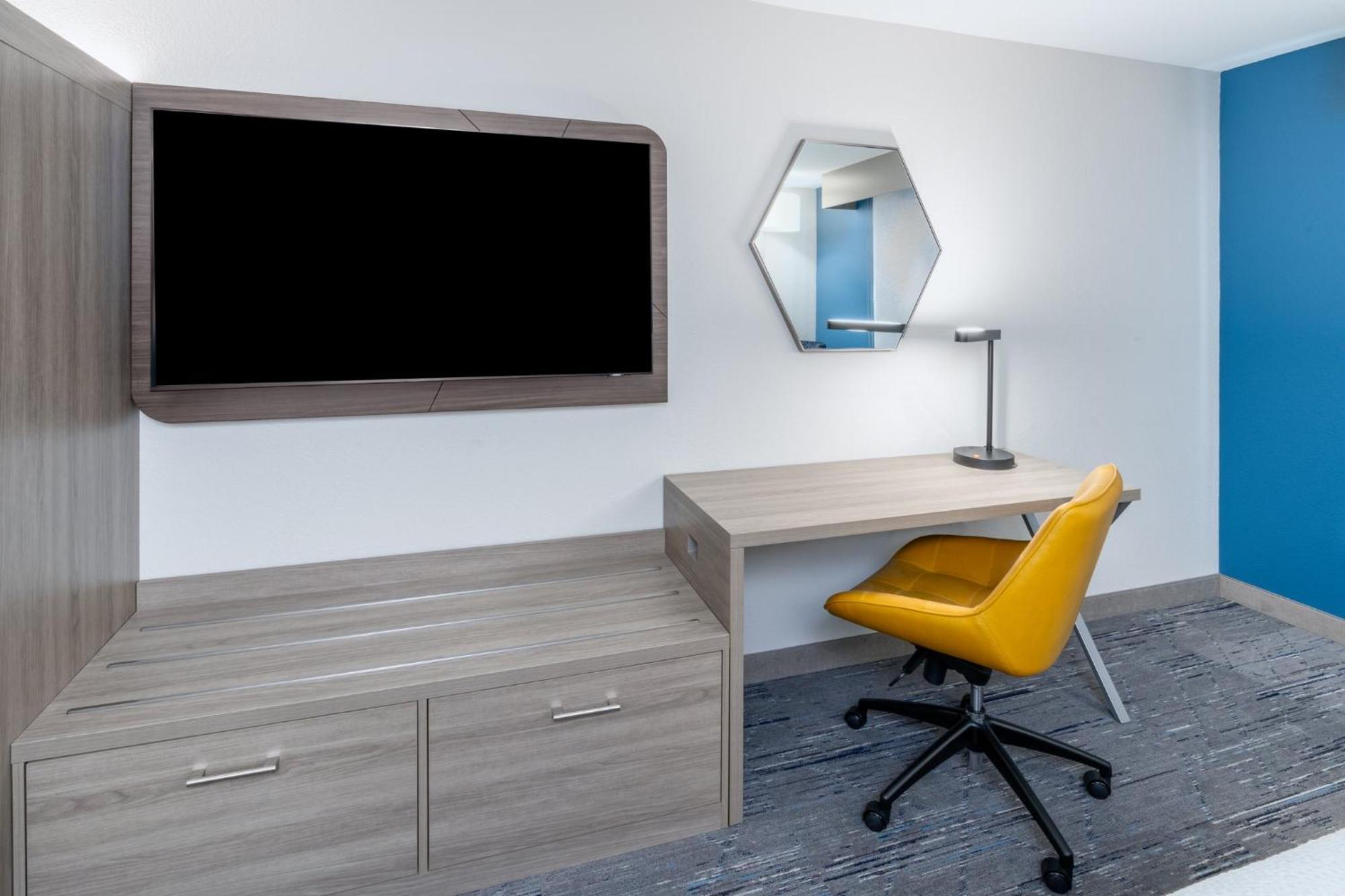 Holiday Inn Express - Colorado Springs - First & Main By Ihg Ngoại thất bức ảnh