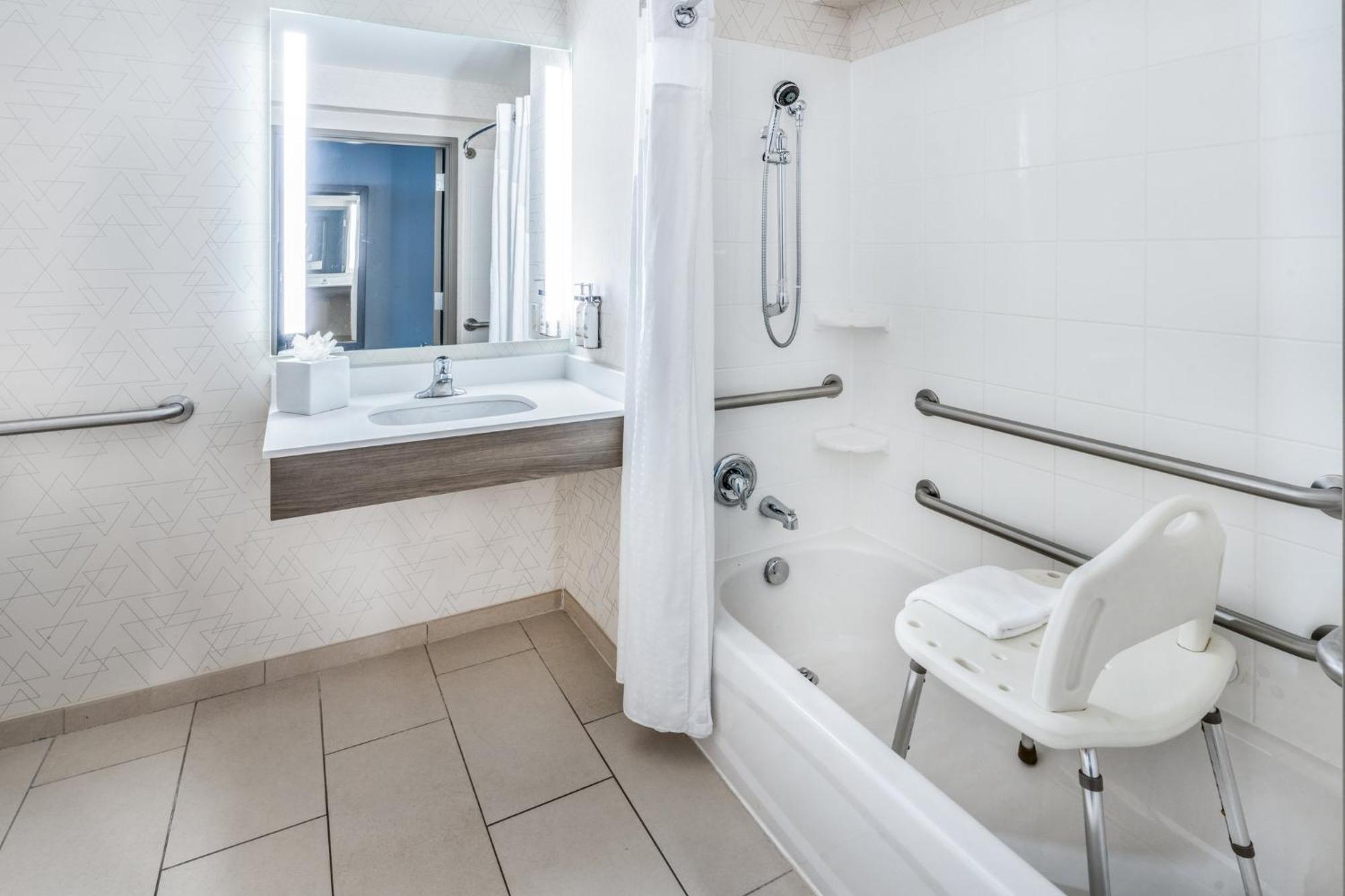 Holiday Inn Express - Colorado Springs - First & Main By Ihg Ngoại thất bức ảnh