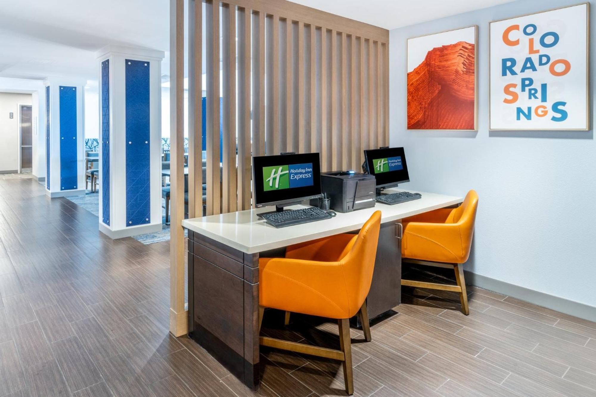 Holiday Inn Express - Colorado Springs - First & Main By Ihg Ngoại thất bức ảnh